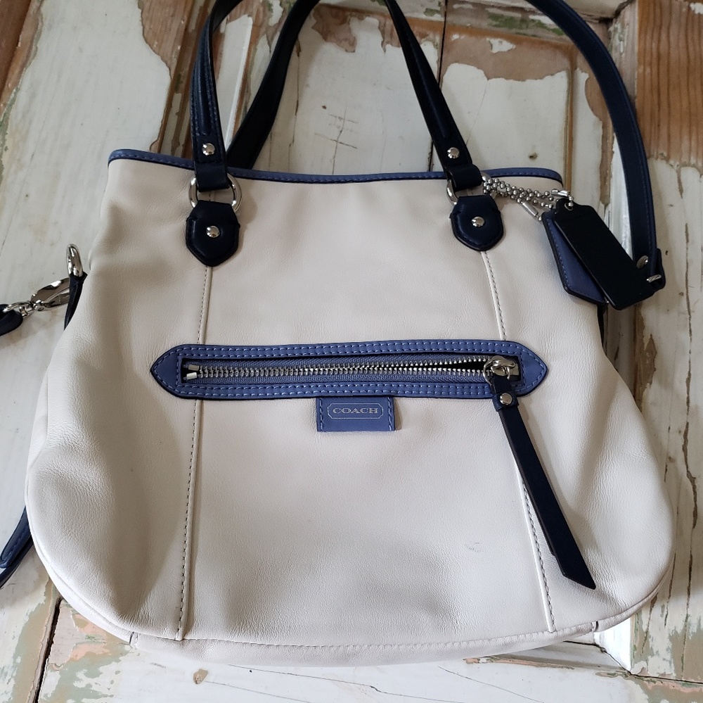 Coach purse - Picture 7 of 7